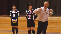 『動作の原理』を理解すれば、誰でも簡単に身につけられる「バレーボールの基本技術」